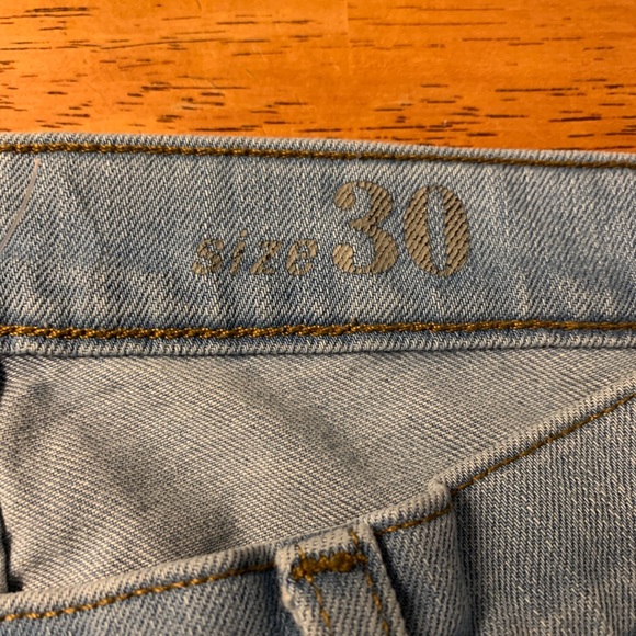 EUC J CREW Toothpick Jean Light-wash Size 30 - Picture 4 of 6